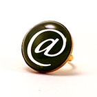 Ampersand 25mm Round Cocktail Ring