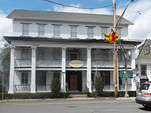 The National Hotel in Frenchtown, NJ